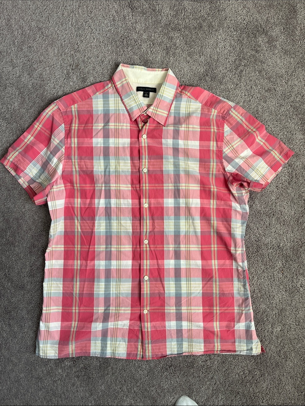Banana Republic Pink Plaid Short-Sleeve Button-Down Shirt